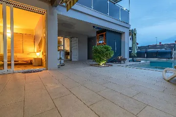 Ground-Floor Apartment in Vinkuran for 3 Guests