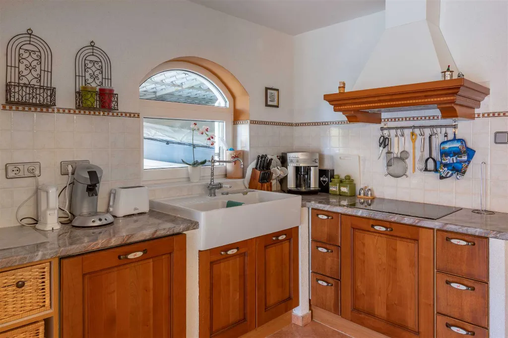 3-Bedroom Villa with Private Heated Pool in Pula