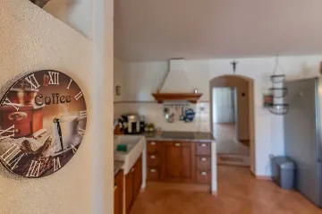 3-Bedroom Villa with Private Heated Pool in Pula