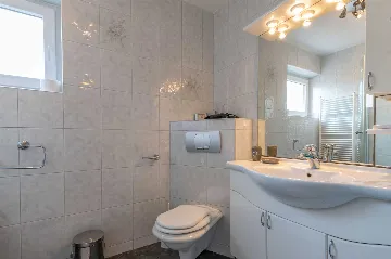 3-Bedroom Villa with Private Heated Pool in Pula