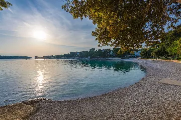 3-Bedroom Villa with Private Heated Pool in Pula