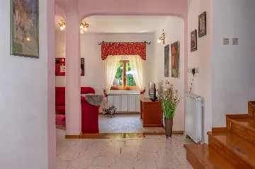 Nedešćina Villa for Up to 8 Guests with Private Pool