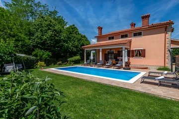 Nedešćina Villa for Up to 8 Guests with Private Pool