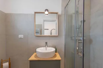 Ground-Floor House with Pool in Labin