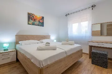 3-Bedroom House with Pool in Nedešćina