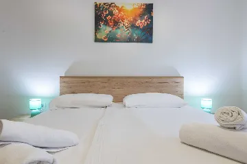 3-Bedroom House with Pool in Nedešćina