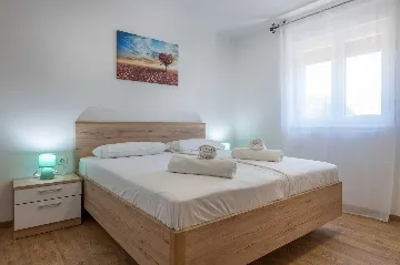 3-Bedroom House with Pool in Nedešćina