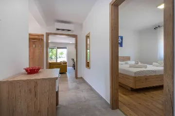 3-Bedroom House with Pool in Nedešćina