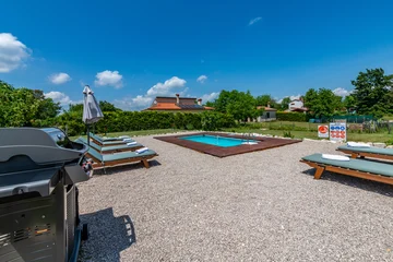 3-Bedroom House with Pool in Nedešćina