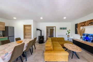 3-Bedroom House with Pool in Nedešćina