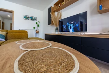 3-Bedroom House with Pool in Nedešćina