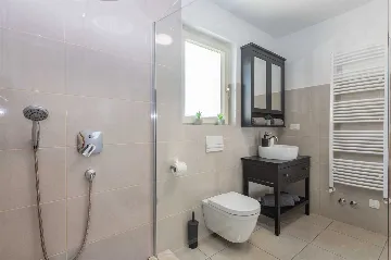 3-Bedroom House with Pool in Labin