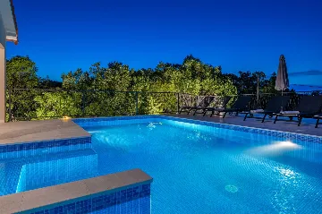 3-Bedroom House with Pool in Labin