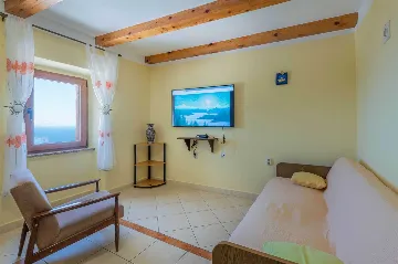 House with Pool and Sea View in Labin