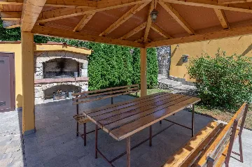 House with Pool and Sea View in Labin