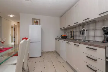 Renovated House with Pool in Sveta Nedelja