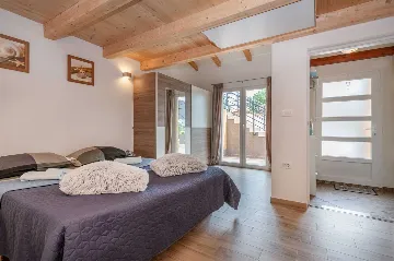 Renovated House with Pool in Sveta Nedelja