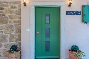 House with Pool and Rooftop Terrace in Pazin