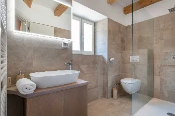 House with Pool and Rooftop Terrace in Pazin