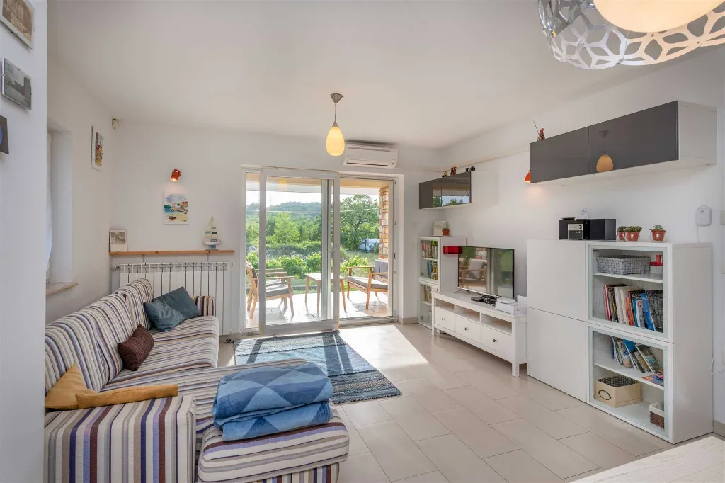Villa in Labin with Fenced Garden Pool for 8