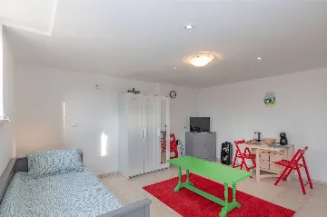 Villa in Labin with Fenced Garden Pool for 8