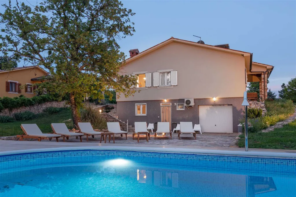 Villa in Labin with Fenced Garden Pool for 8
