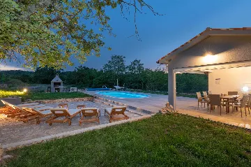 Villa in Labin with Fenced Garden Pool for 8