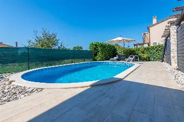 2-Bedroom Apartment in Umag with Private Pool