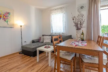 2-Bedroom Apartment in Umag with Private Pool