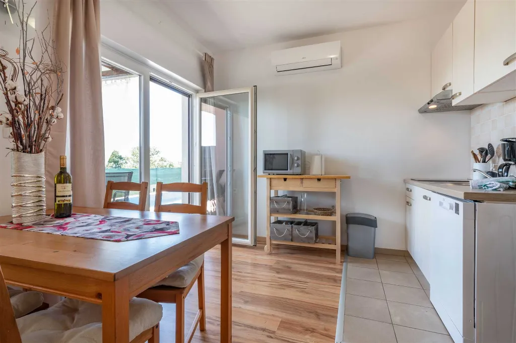 2-Bedroom Apartment in Umag with Private Pool