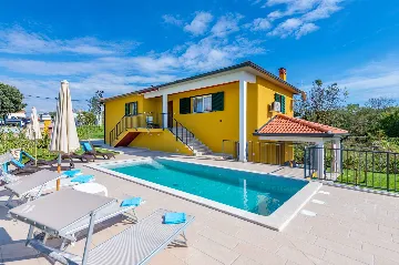 Private Pool Villa in Nedešćina for up to 8
