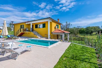 Private Pool Villa in Nedešćina for up to 8