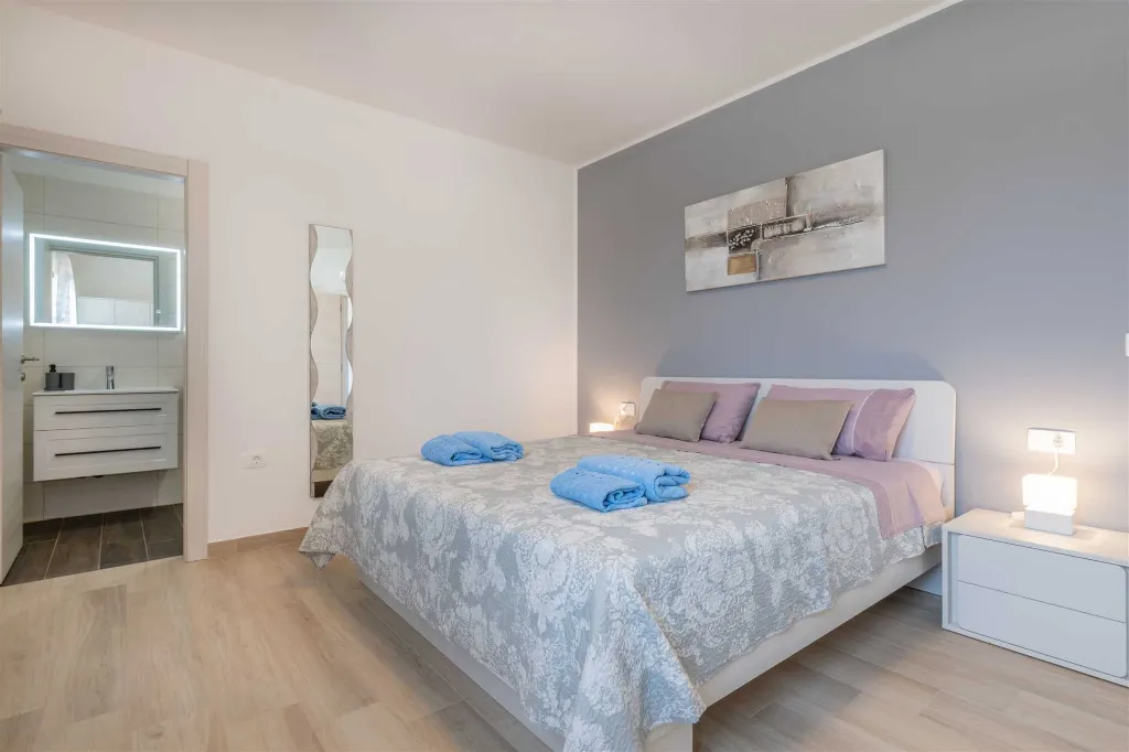 Private Pool Villa in Nedešćina for up to 8
