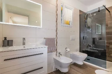 Private Pool Villa in Nedešćina for up to 8