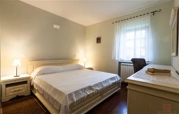 Sveti Lovreč Rustic-Modern Villa for 8 Guests