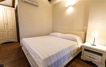 Sveti Lovreč Rustic-Modern Villa for 8 Guests