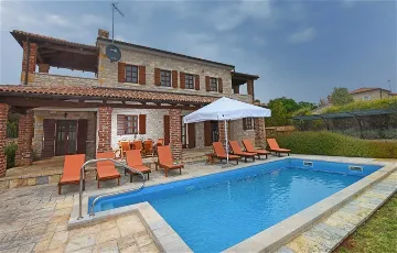 Sveti Lovreč Rustic-Modern Villa for 8 Guests