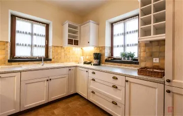 Sveti Lovreč Rustic-Modern Villa for 8 Guests