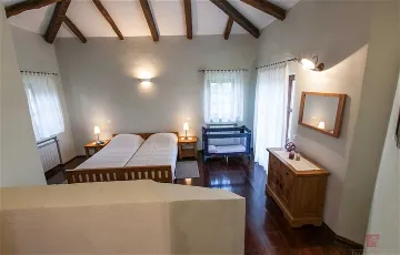 3-Bedroom Villa with Pool & Sea Views in Sveti Lovreč