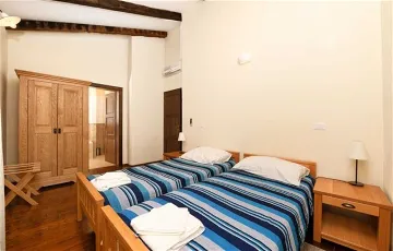 4-Bedroom Villa in Sveti Lovreč for 8 Guests