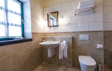 Family Villa with 4 Bedrooms in Sveti Lovreč