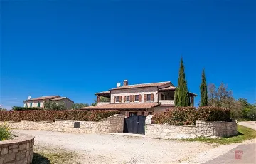Traditional Istrian Villa for 8 in Sveti Lovreč