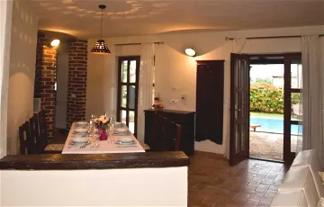 Traditional Istrian Villa for 8 in Sveti Lovreč