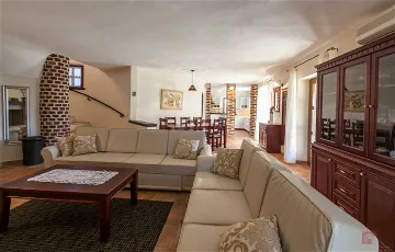 Traditional Istrian Villa for 8 in Sveti Lovreč