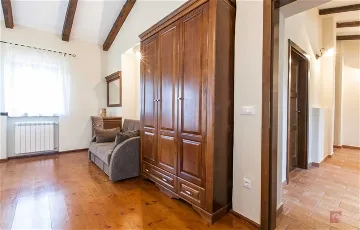 4-Bedroom Villa in Sveti Lovreč for 8 Guests