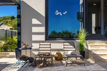 Air-Conditioned Villa in Vodice for Up to 10 Guests