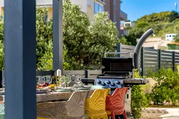 Air-Conditioned Villa in Vodice for Up to 10 Guests