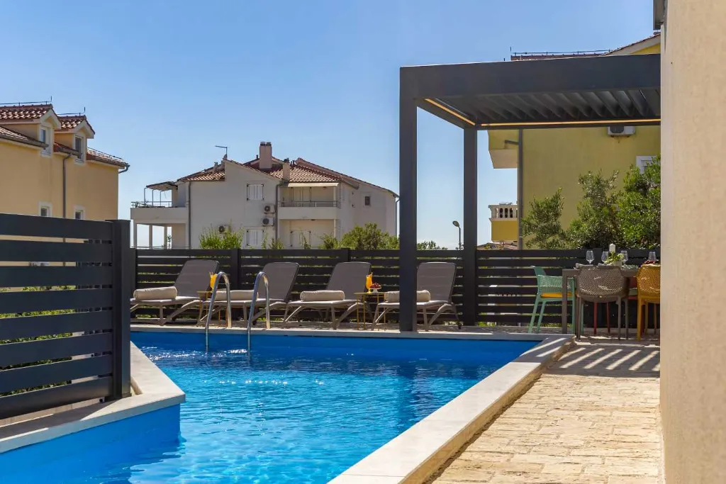 Air-Conditioned Villa in Vodice for Up to 10 Guests
