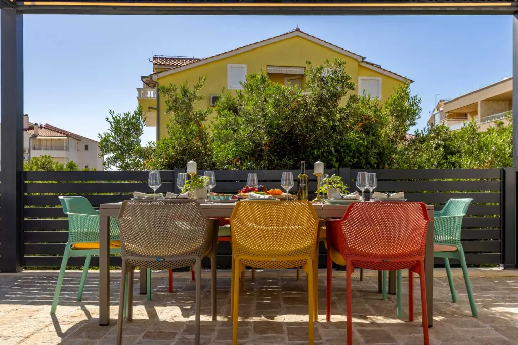 Air-Conditioned Villa in Vodice for Up to 10 Guests
