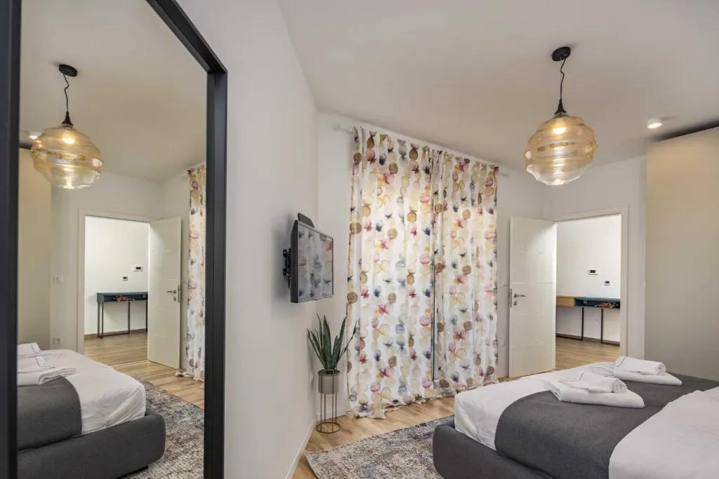 Air-Conditioned Villa in Vodice for Up to 10 Guests